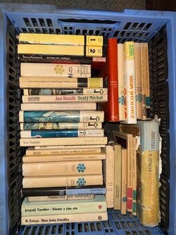 Knihy různých druhů