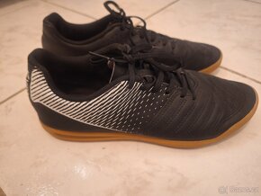 Prodám sálové boty vel.41