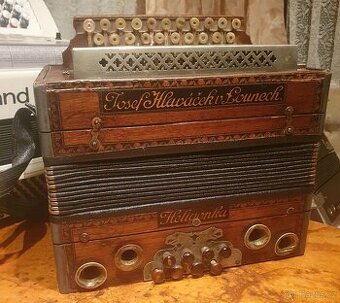 Heligonka Josef Hlaváček Louny 3 hlas nálezový stav