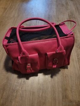 Růžová kožená vintage kabelka pro přepravu domácích mazlíčků
