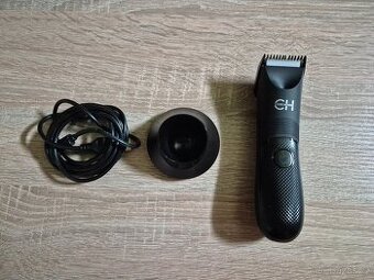 Zastřihovač vousů a vlasů