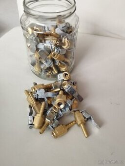 Prodám Mosazne koncovky na nafukování pneumatik.