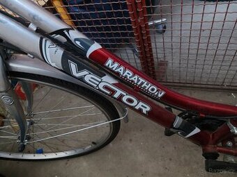 Starší dámské kolo Vector