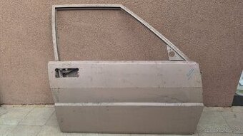 Pravé přední dveře Lancia Delta Prisma