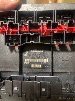 KOMFORTNÍ MODUL SKODA OCTAVIA II 3C0937049AJ