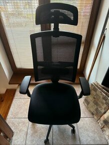 Kvalitní kancelářská židle