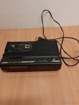 Prodám retro rádiobudík s kazeťákem HCM DCC-3010