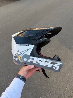 Motokrosová Helma Alpinestars Supertech S-M8 - černo-bílá