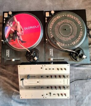 Profesionální DJ sestava pioneer a reloop