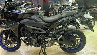Yamaha Tracer 9 / 900 (2018) velmi pěkný