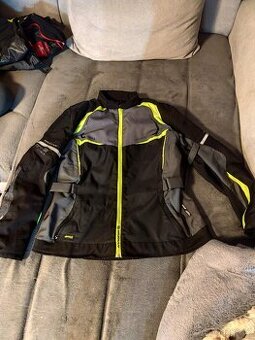 Bunda a kalhoty na motorku