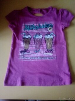 Prodam triko s kr.rukavem vel.104 Nove a moc pekne,Butik