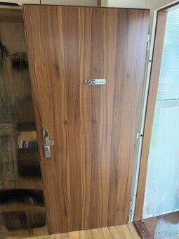 Bezpečnostní dveře 80l