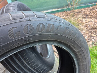 205/55/R17 GOODYEAR letní 4ks - 2.000,-