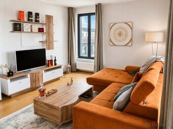 Nadstandardní, byt 3+kk (126 m²) se 2 terasami a garáží