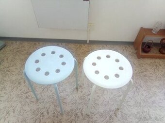 Stolička z Ikea