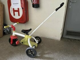Trojkolka s odnímatelnou vodící tyčí