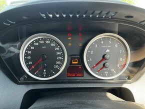Budiky BMW M5/M6