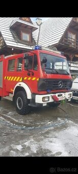 Mercedes 1224 automatic voda+pena Hasičske vozidl hasičský