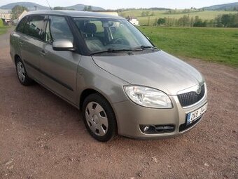 Škoda Fabia II Combi 1:2 51kW