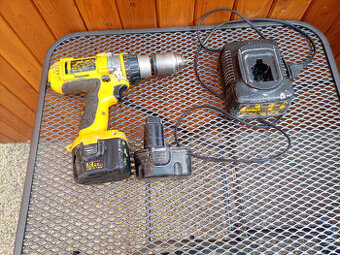 Dewalt 981 Aku příklepová vrtačka