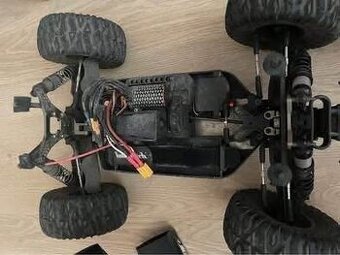 Brushless 1:10 monster truck 60km/h