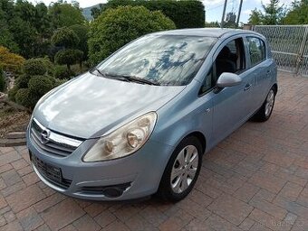 Opět Corsa 1.2 16v,rok2008,org.112tkm,5veř,po STK