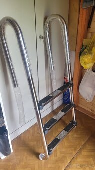 Bazénové nerezové schůdky do 150kg