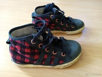 KOTNÍČKOVÉ TENISKY ADIDAS 28
