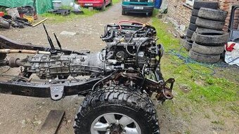 Prodám motor na nissan terrano 2 92kw 2.7tdi
