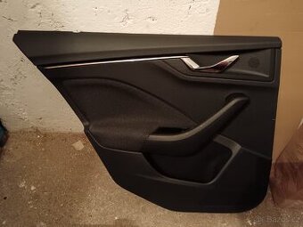 Prodám pravý a levý zadní tapeci škoda scala