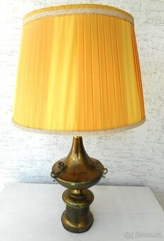velká, stolní lampa