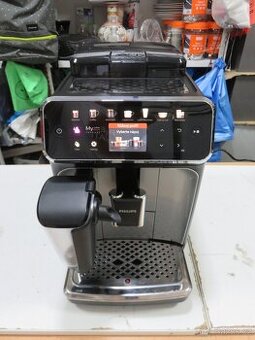 Kávovar Philips Series 5400 LatteGo EP5446/70