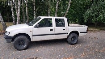 Opel Campo 2,5TD Isuzu 4x4 s redukcí