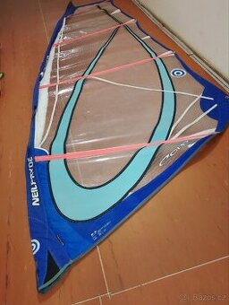 Windsurfing plachta Neilpryde 5.3 + stěžeň