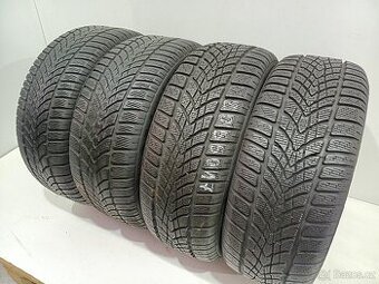 Zimní pneu 205/50/17 Dunlop