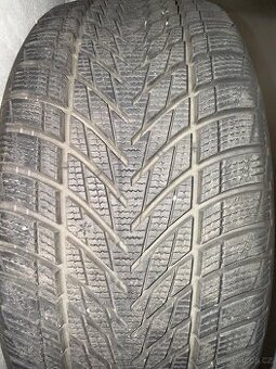 Goodyear 225/40 R18 zimní – sada 4 ks, 1 sezóna, top stav
