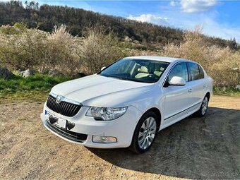 Škoda Superb II 2.0 TDI 125 kW DSG – béžová kůže, 2. majitel