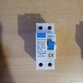 jističe + chrániče