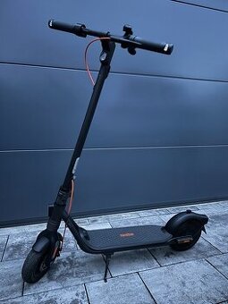 Segway Ninebot F2 Pro E elektrokolobezka