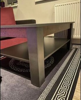 Konferenční stolek