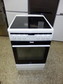 Prodám plně funkční sklokeramicky sporák Amica  třídy A++