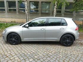 Volkswagen Golf VII, 1.2 TSI / 63 kW, NAVI, r.v. 2017