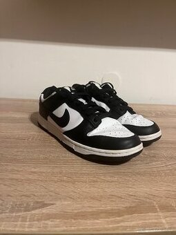 Nike dunk low panda