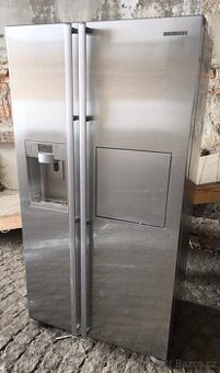 Americká lednice Samsung