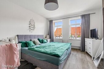 Prodej činžovního domu 452 m², Osek, ev.č. 00004