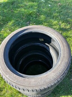 Sada letních pneu Bridgestone 215/50 R18