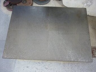 Litinová rýsovací deska