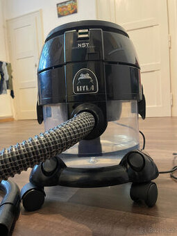 Vodní vysavač Hyla