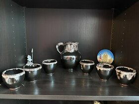 Keramický servis pohárků se džbánem